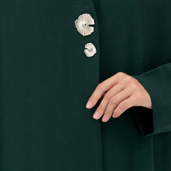 Model wears Alanood | Green