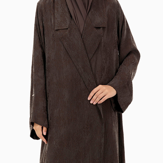 Model wears Tamara | Brown