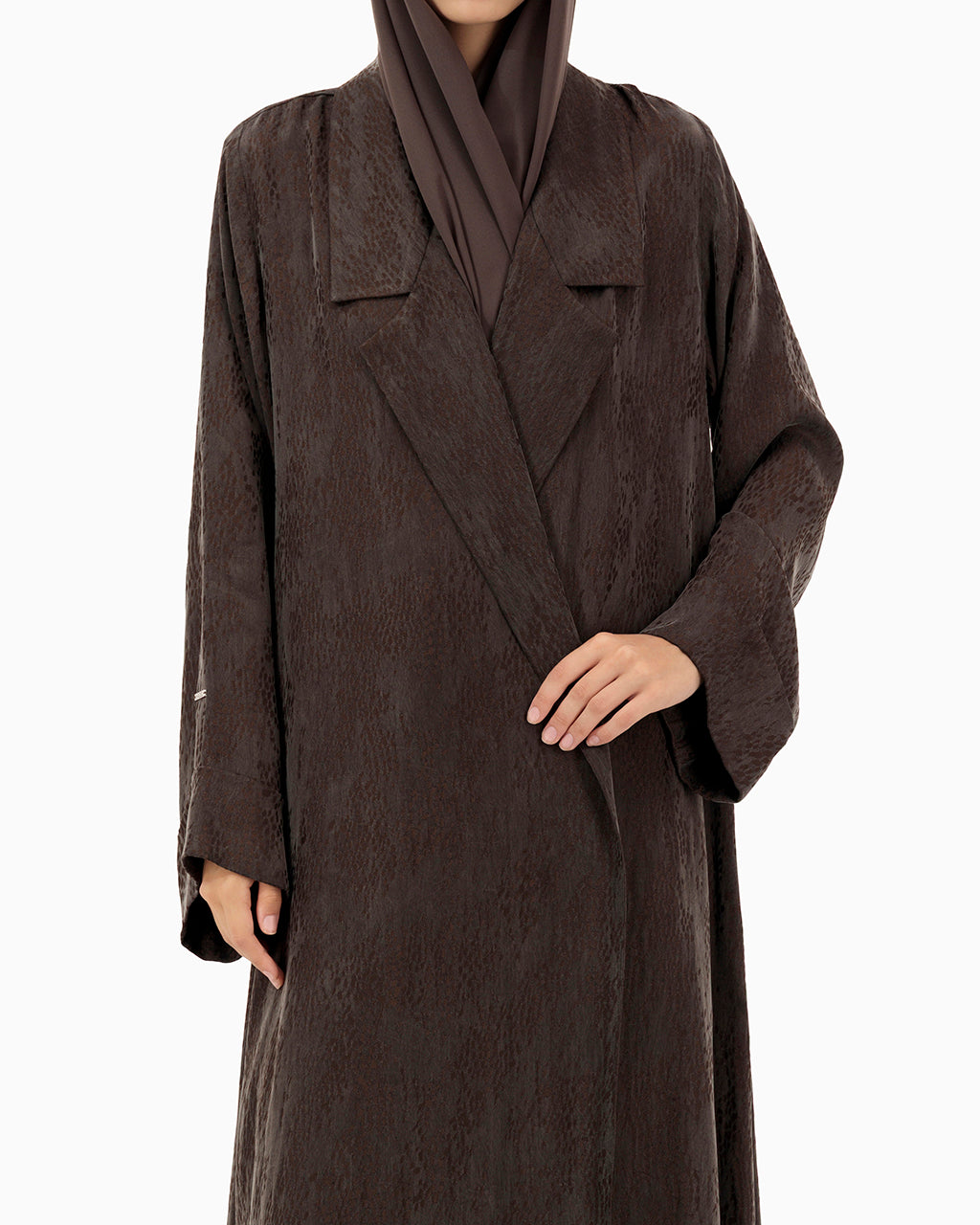 Model wears Tamara | Brown