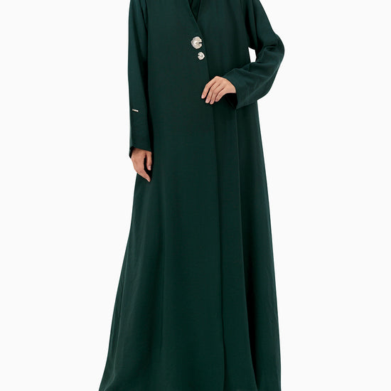 Model wears Alanood | Green