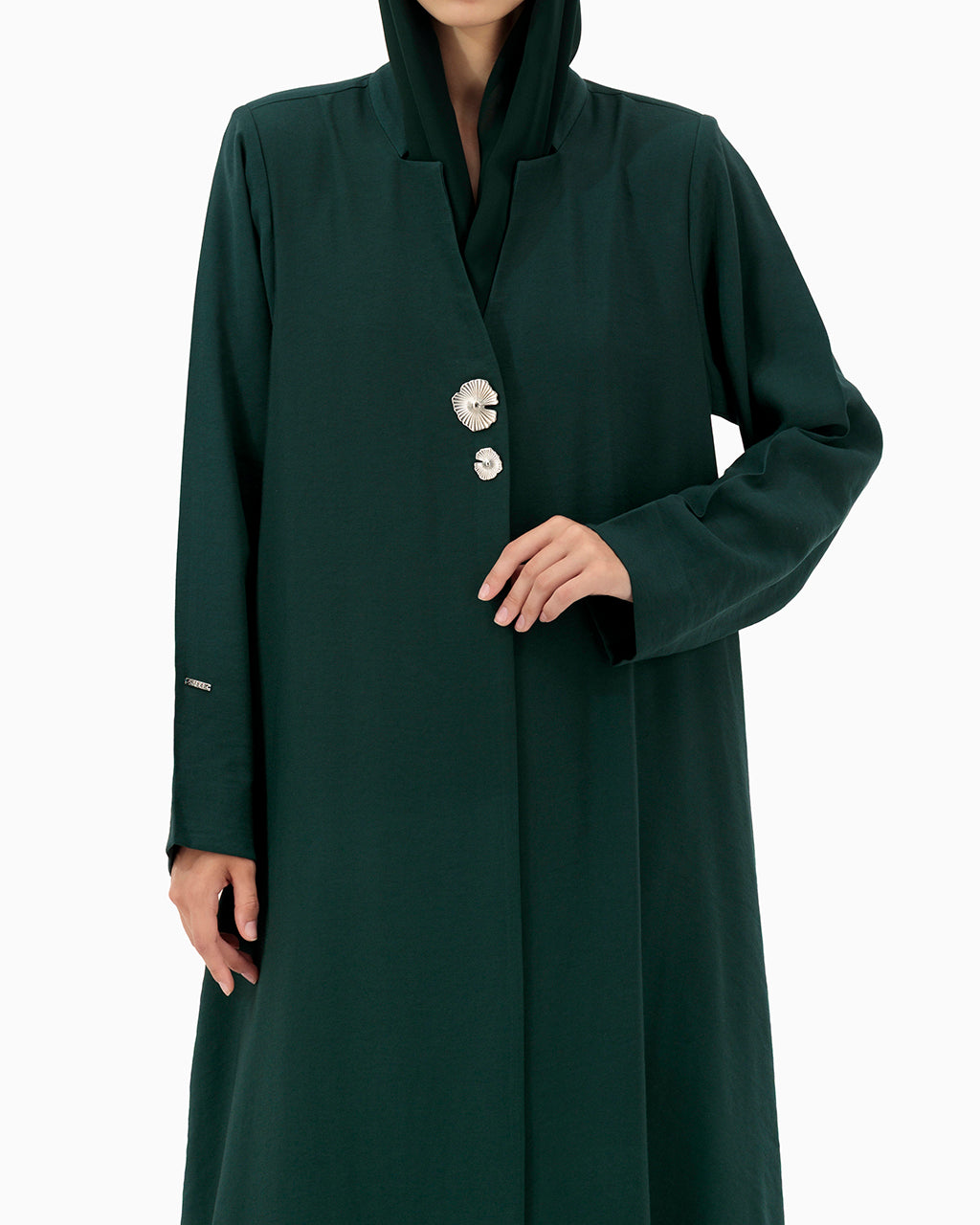 Model wears Alanood | Green