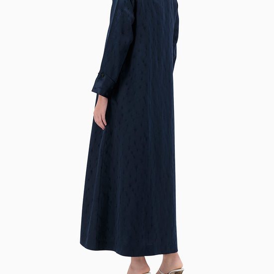 Model wears Suhail Abaya - Navy