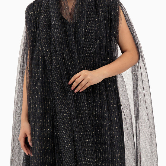 Model wears Black Wedding Abaya