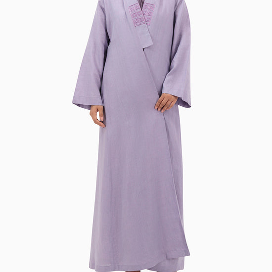 Model wears Purple Linen Abaya